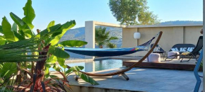Luxueux appartement dans propriété contemporaine, jardin privatif, piscine